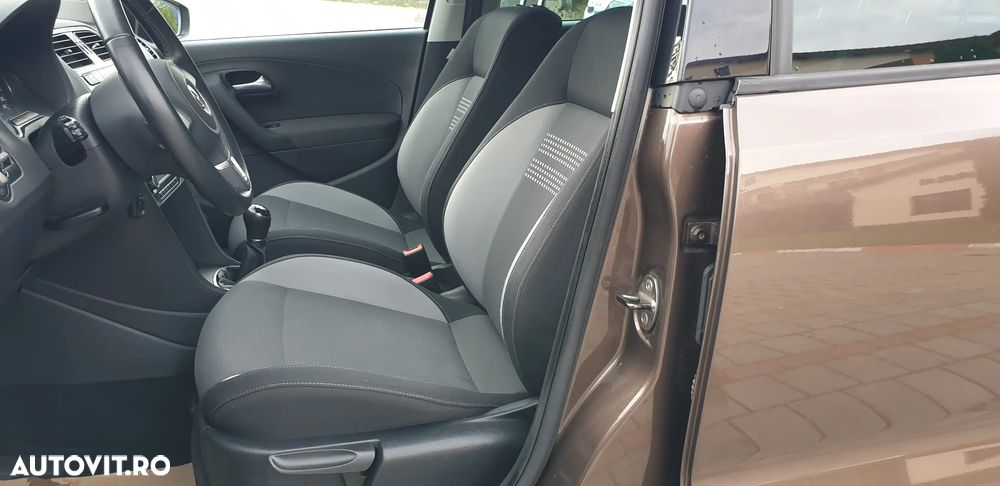 Volkswagen Polo 1.4 Attractive - 6