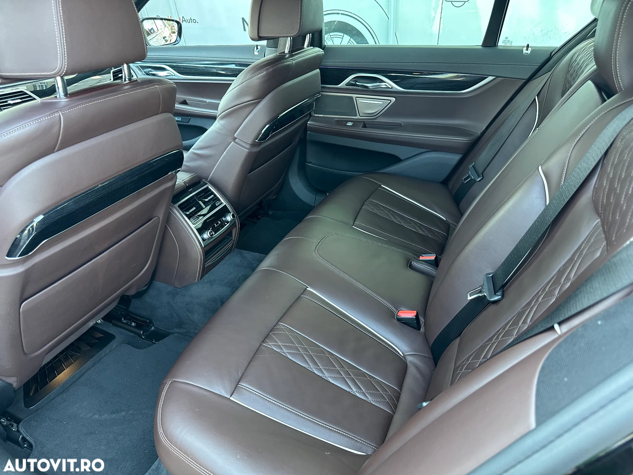 BMW Seria 7 730d xDrive - 13