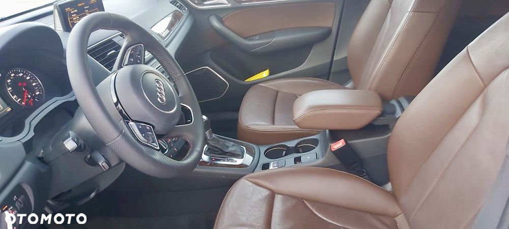 Audi Q3 - 12