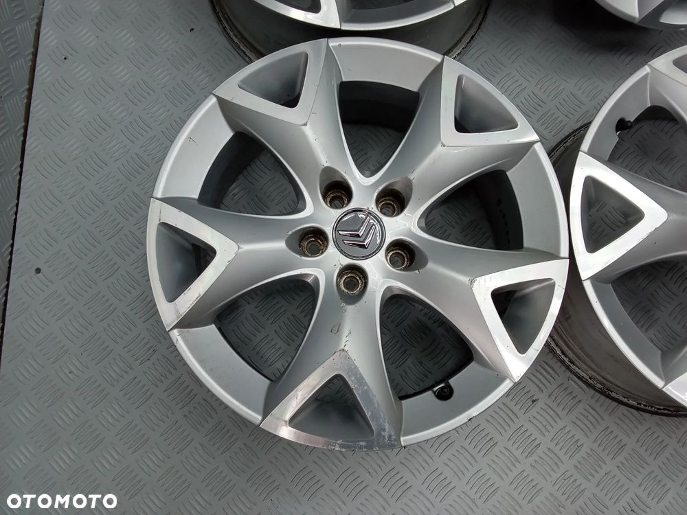 Felgi Citroen Citroen C5 C4 Jumpy Berlingo Space Tourer 7Jx17 et32 5x108 - 6
