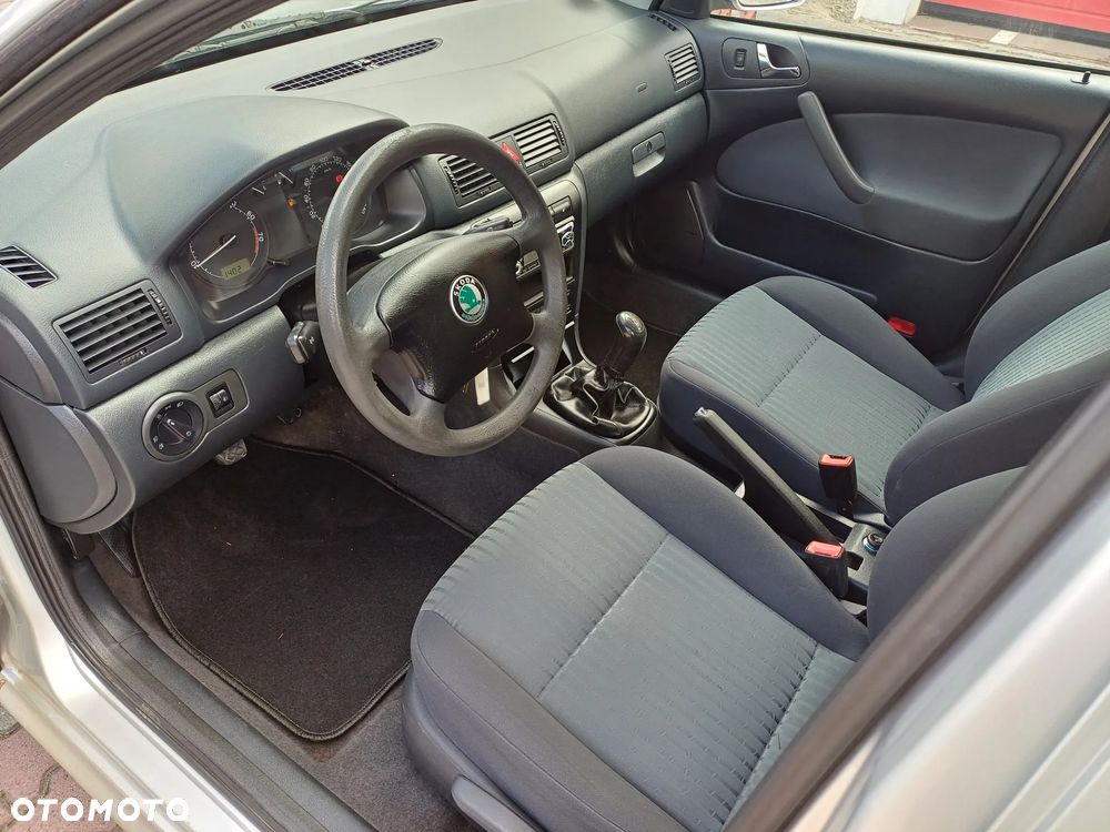 Skoda Octavia - 4