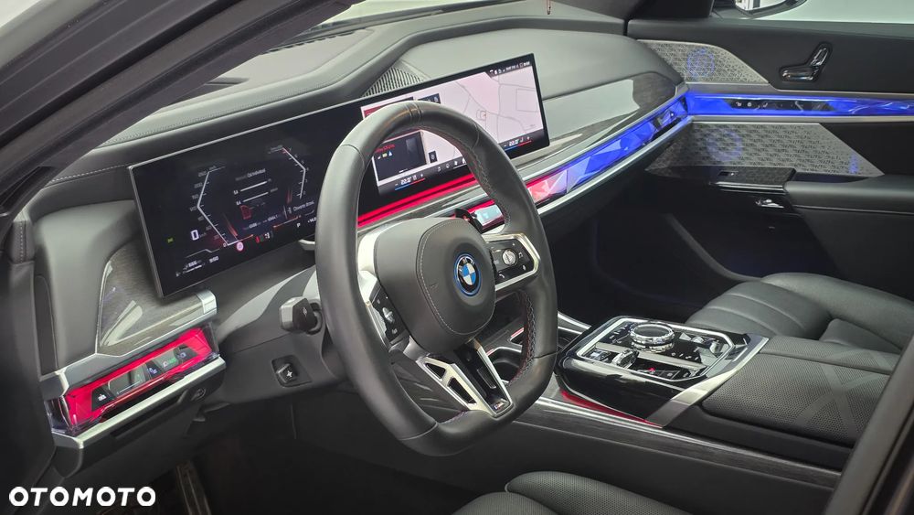 BMW Seria 7 - 29
