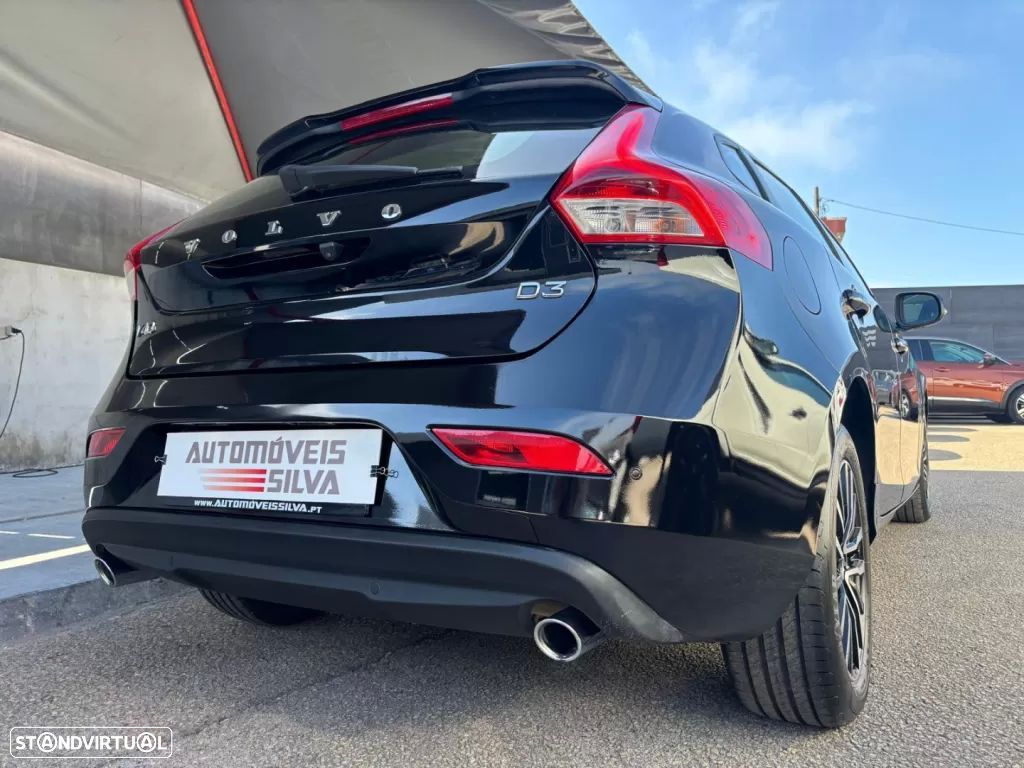 Volvo V40 2.0 D3 Momentum - 12