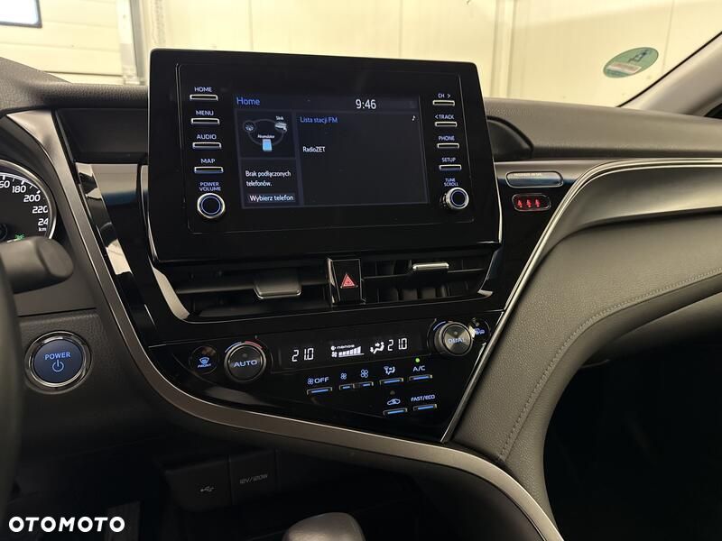 Toyota Camry 2.5 Hybrid Comfort CVT - 16