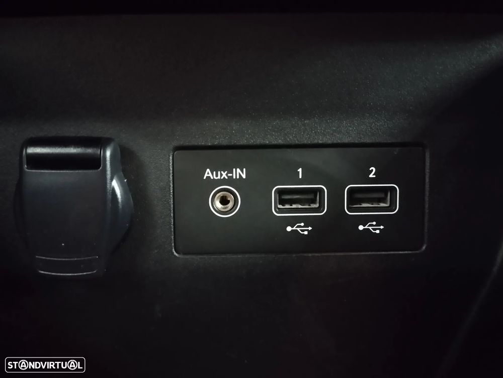 Renault Clio 1.0 TCe Evolution - 28