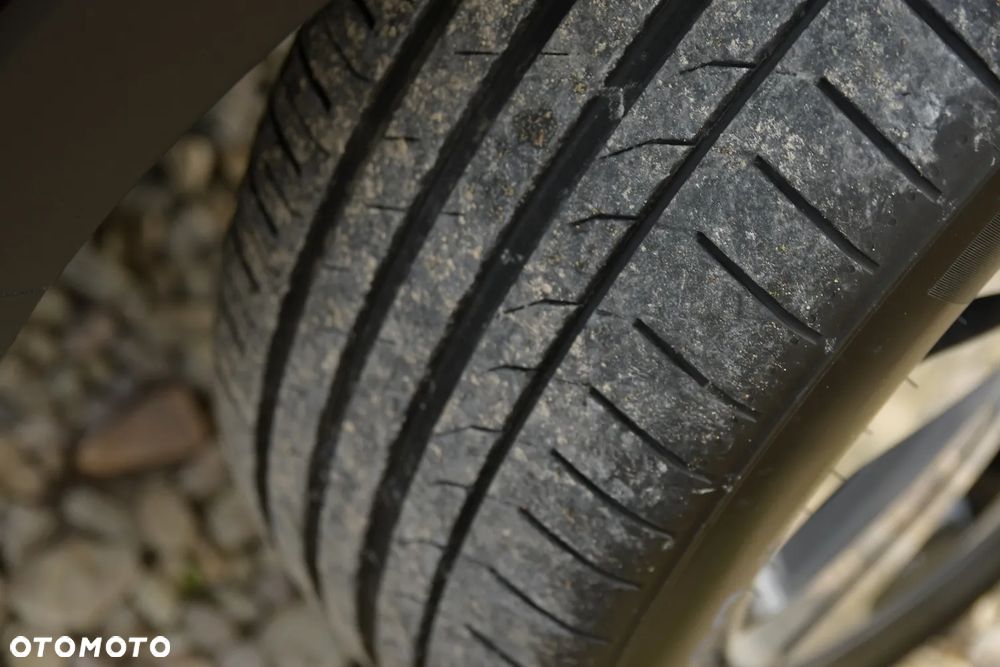 Kia Sportage 2.0 CRDI 4WD Dream-Team Edition - 15