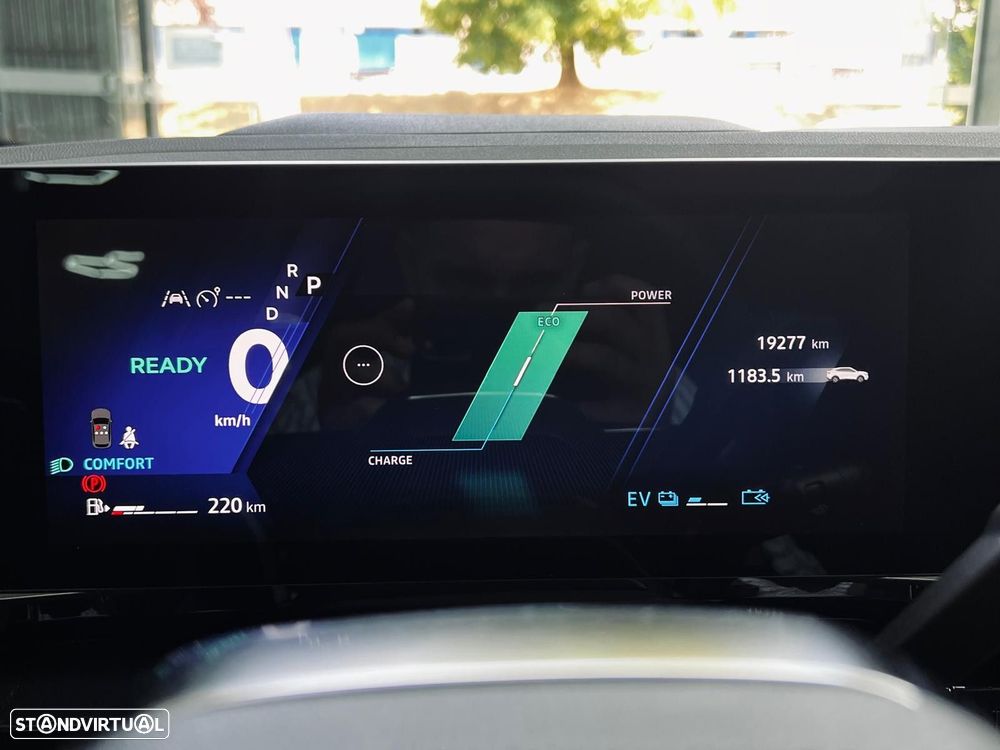 Renault Rafale 1.2 Full Hybrid E-Tech Esprit Alpine - 24