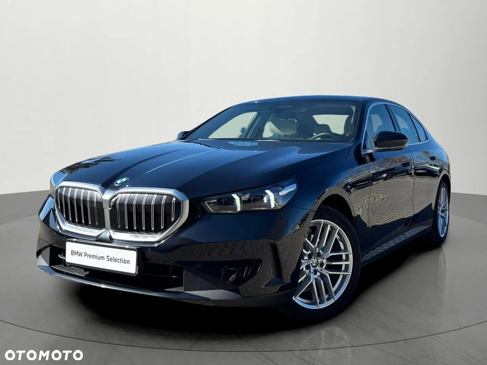 BMW Seria 5 520d xDrive - 1
