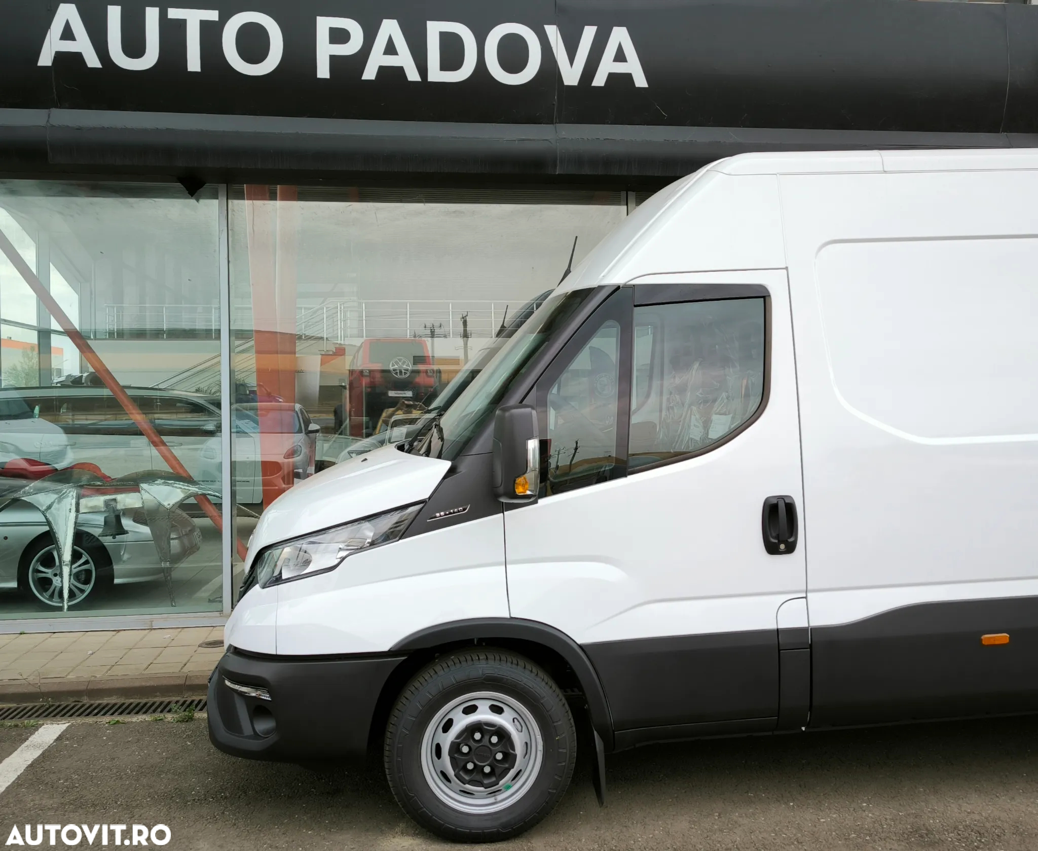 Iveco 35S14V-12mc - 10