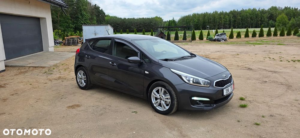 Kia Ceed 1.4 L Business Line - 27