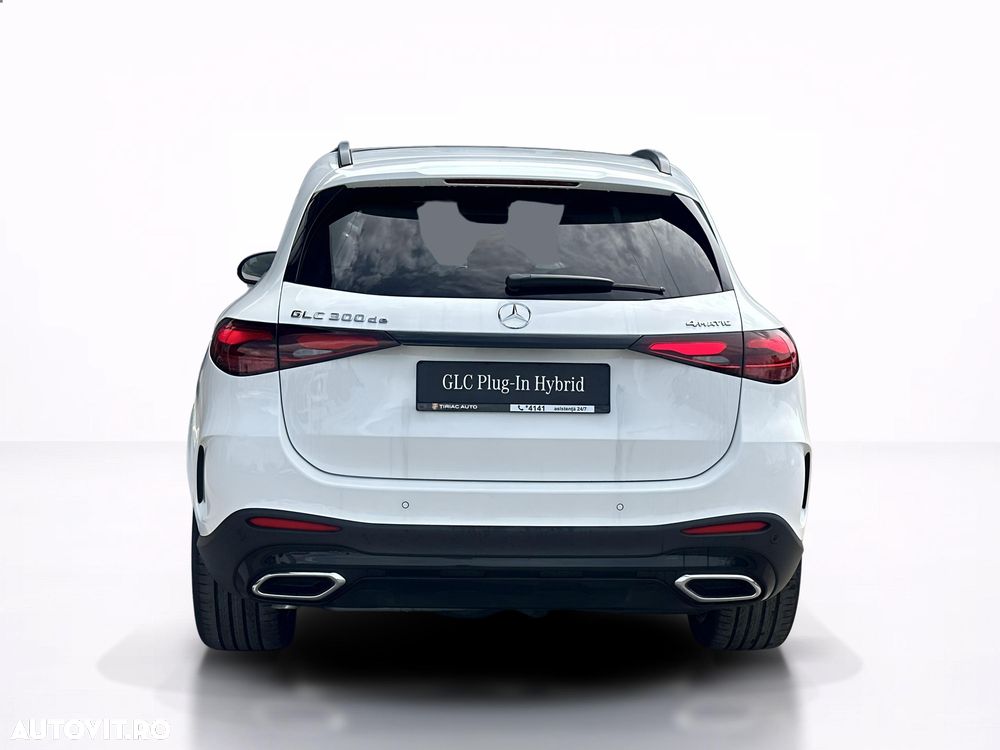 Mercedes-Benz GLC 300 de 4MATIC PHEV - 9