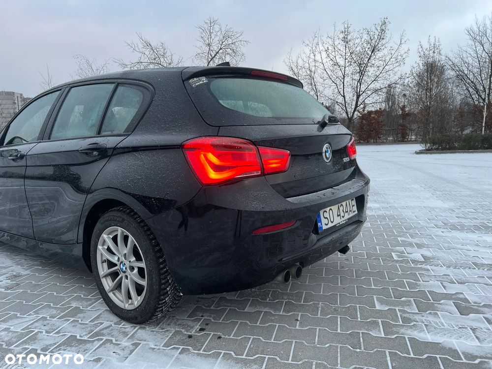 BMW Seria 1 120i - 5