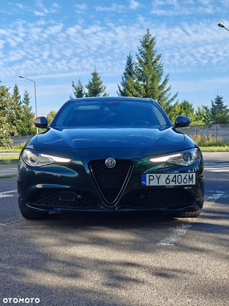 Alfa Romeo Giulia - 1