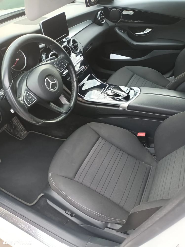 Mercedes-Benz C - 27