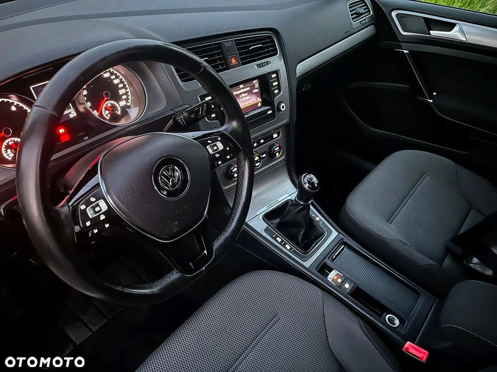 Volkswagen Golf 1.6 TDI (BlueMotion Technology) Comfortline - 8