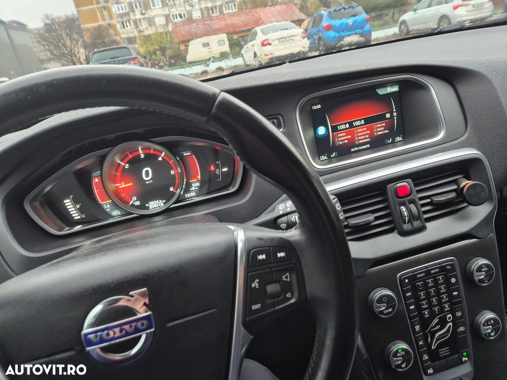 Volvo V40 D4 Summum - 26