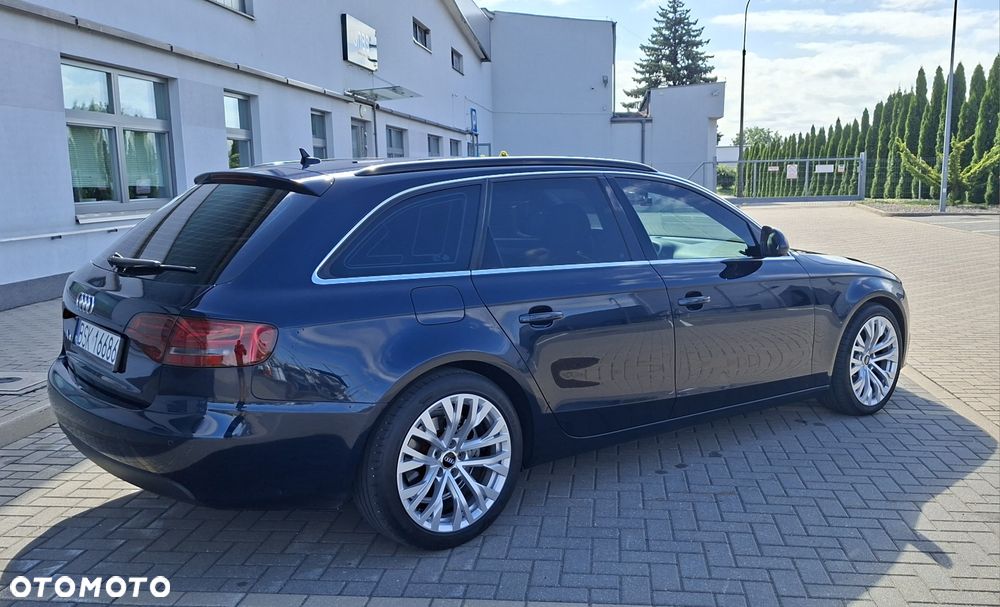 Audi A4 Avant - 4