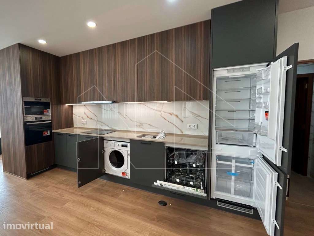 Excelente Apartamento T2+1 Remodelado em Santa Joana - Aveiro - Grande imagem: 4/16