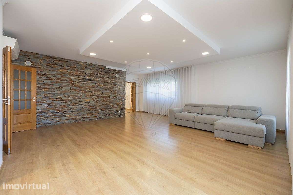 Duplex T3 para venda - Grande imagem: 3/30