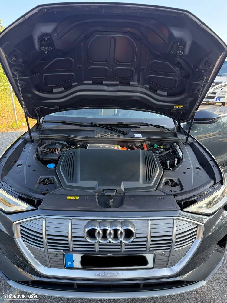 Audi e-tron 50 quattro Advanced - 11