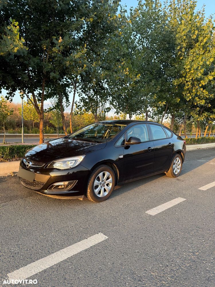 Opel Astra - 1