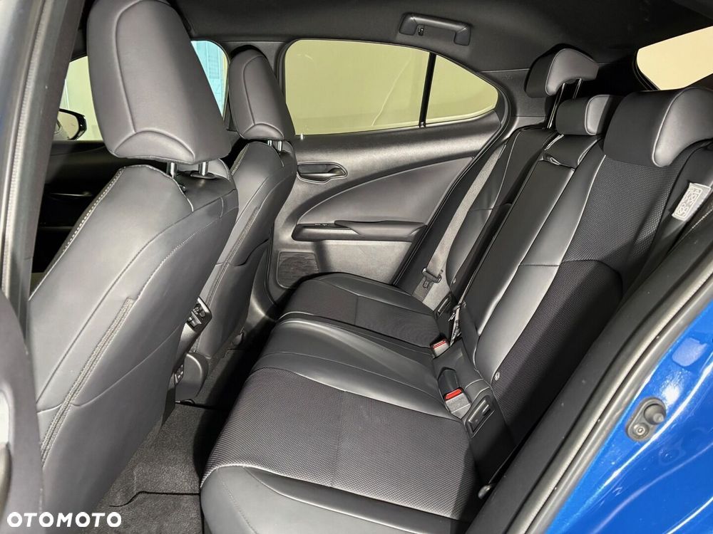 Lexus UX 250h GPF Prestige AWD - 8