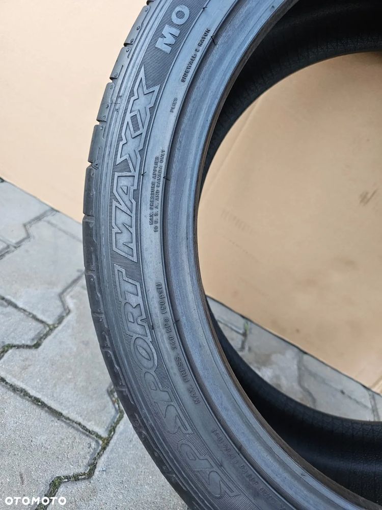 (O49) 235/45R20 100W 6,5mm XL 17r / Dunlop SP Sport Maxx - 5