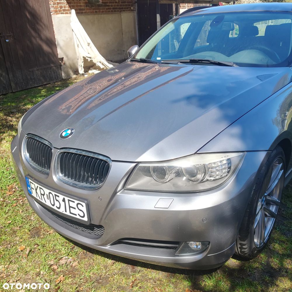 BMW Seria 3 318d - 3