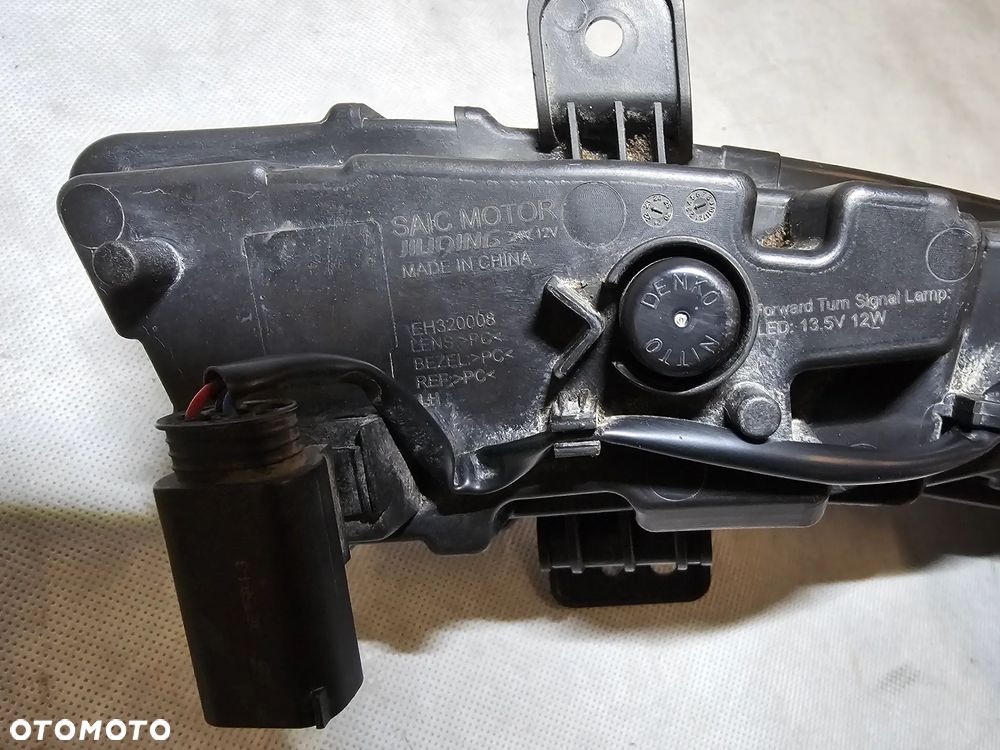 LEWY HALOGEN DRL MG4 EH320008 - 3