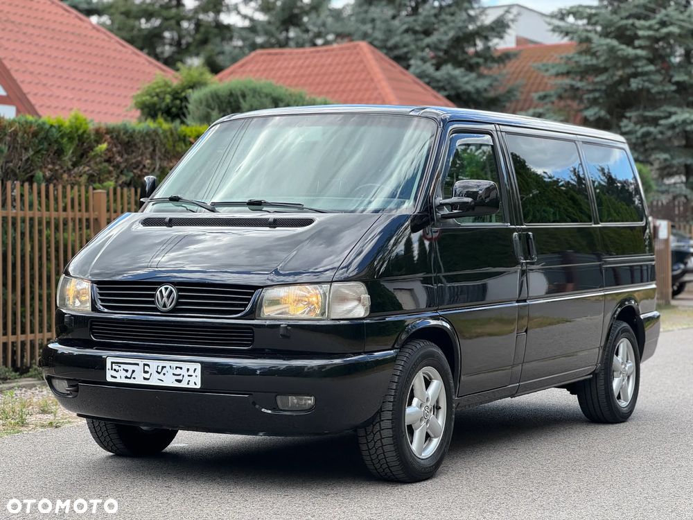 Volkswagen Caravelle - 8