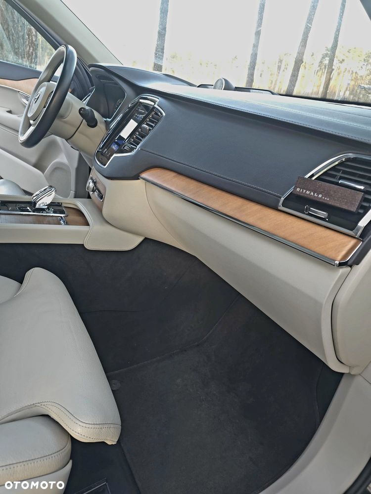 Volvo XC 90 B5 D AWD Inscription - 13