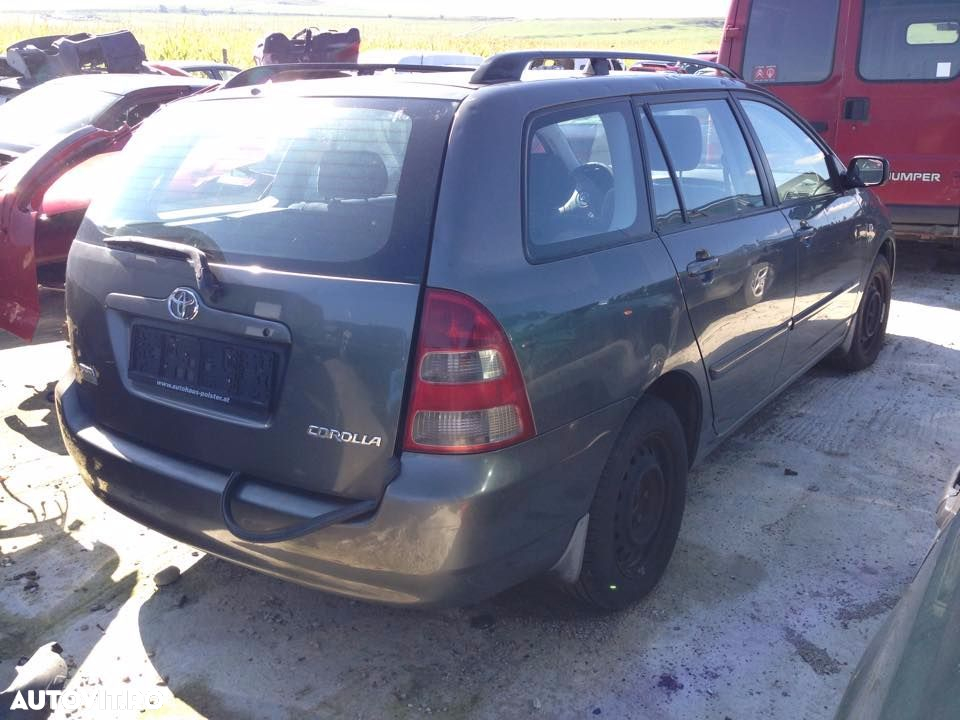 Dezmembrez Toyota Corolla 2004 - 2