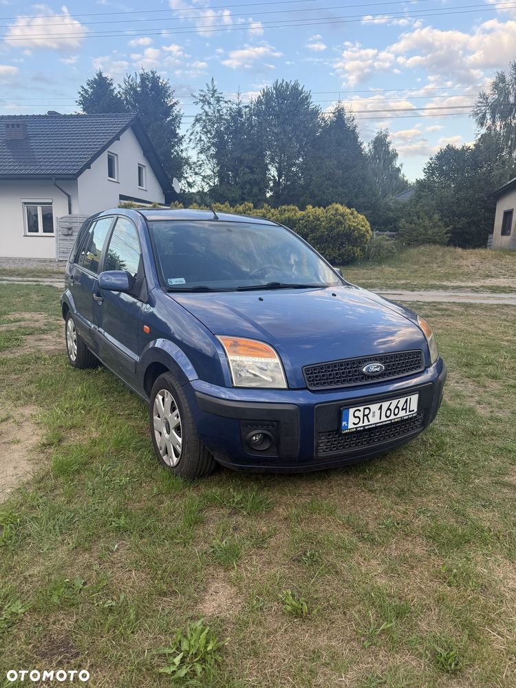 Ford Fusion - 1