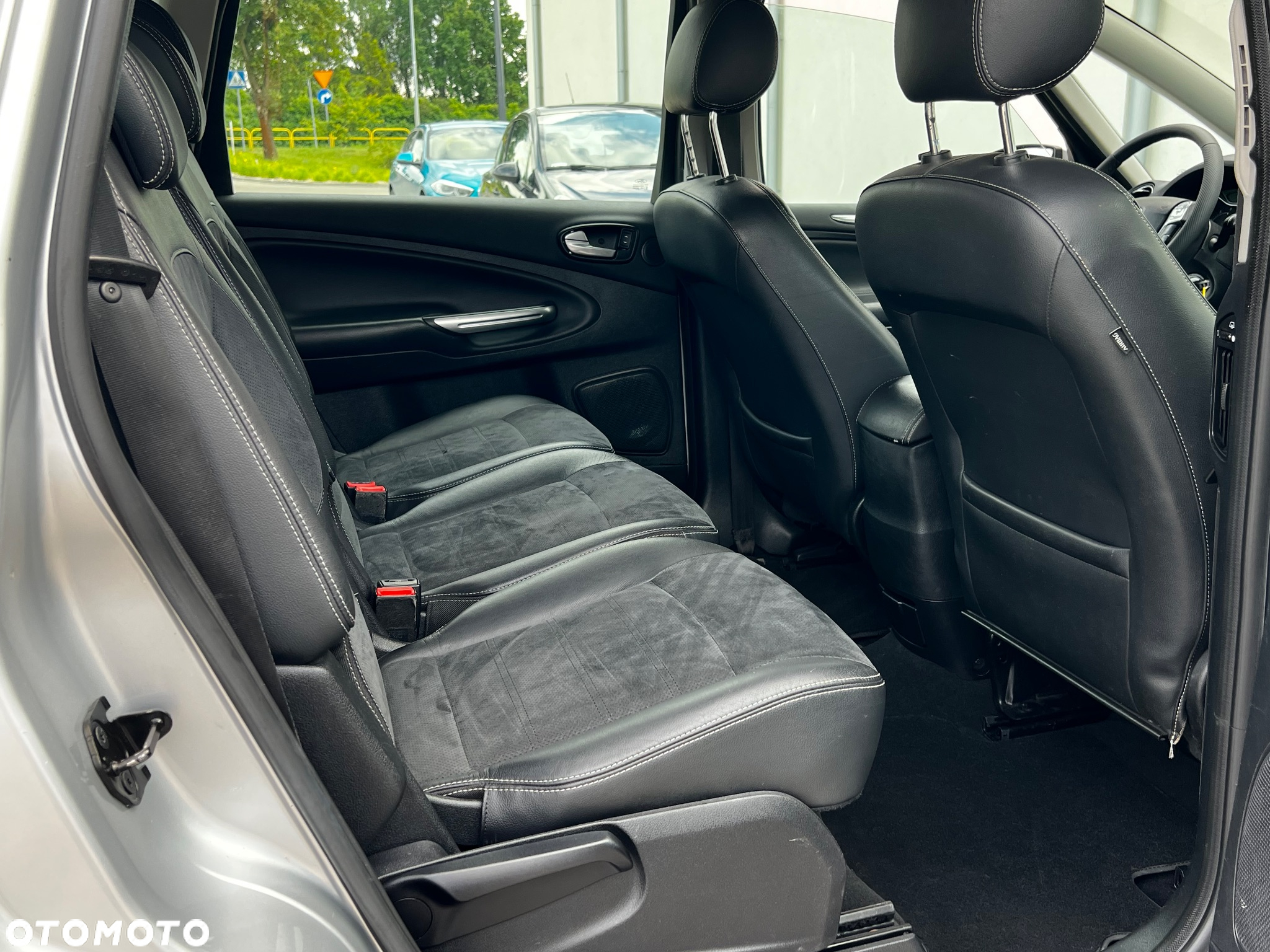 Ford S-Max 2.2 TDCi DPF Titanium X - 9