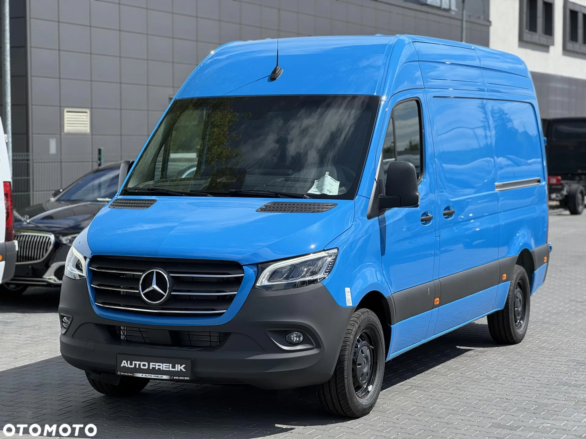 Mercedes-Benz Sprinter - 4
