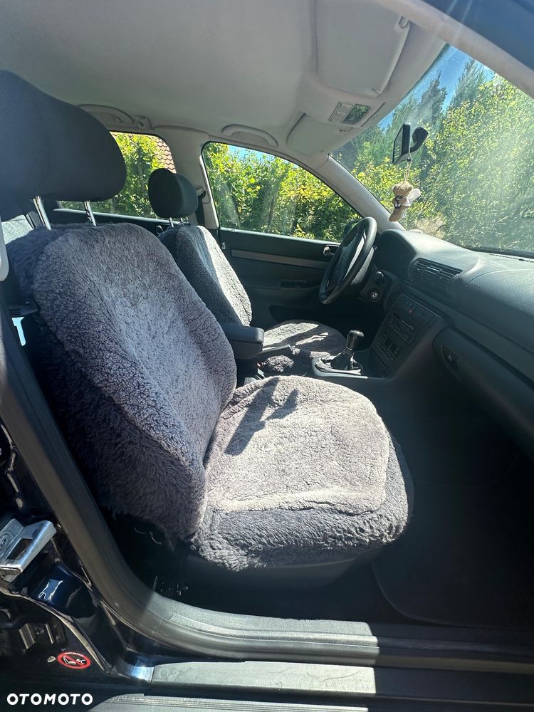 Audi A4 Avant 1.8 - 4