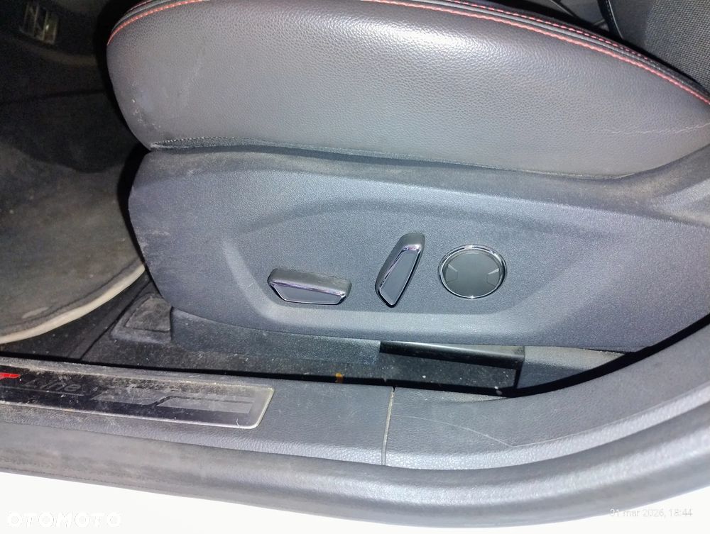 Ford Mondeo 2.0 TDCi Titanium - 11