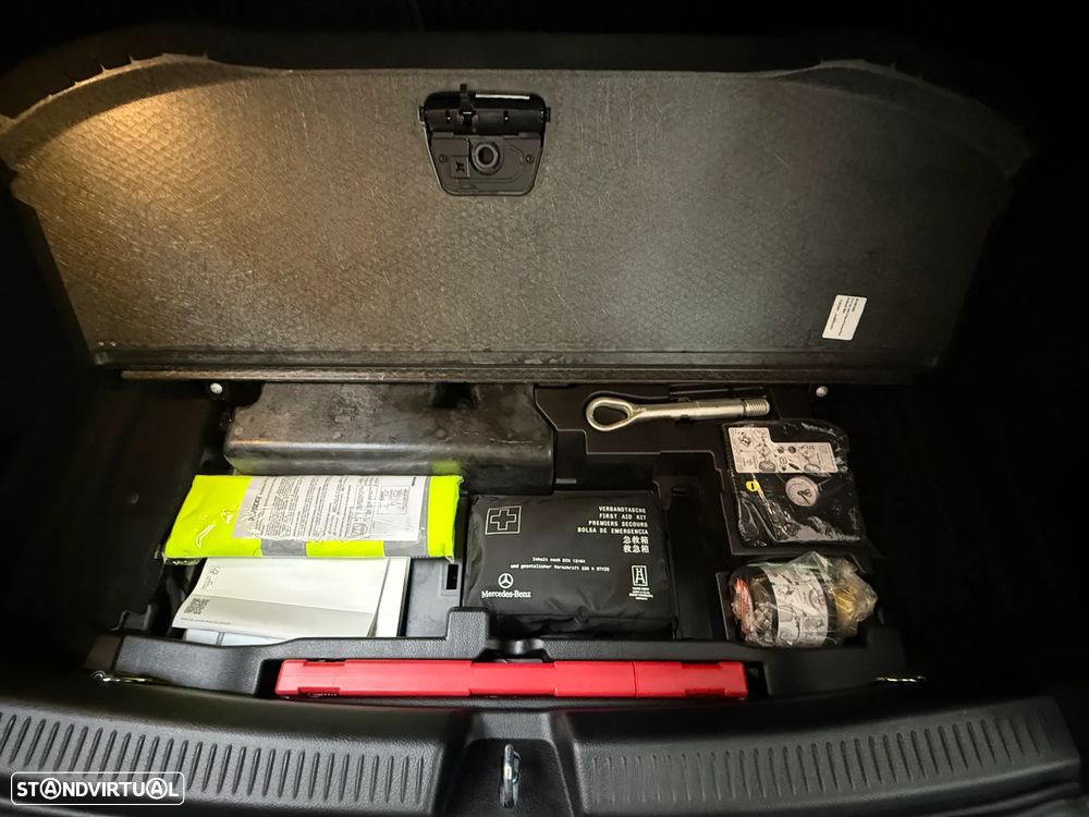 Mercedes-Benz A 250 e 8G-DCT Advanced AMG Line - 40