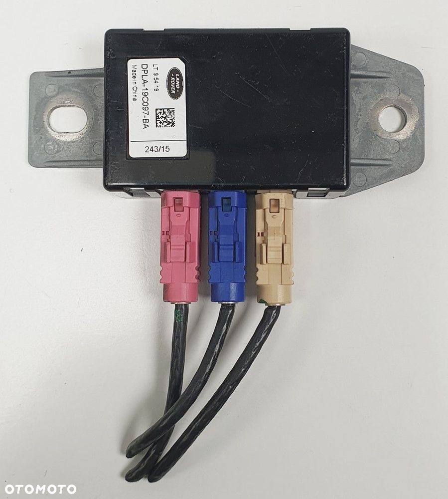 WZMACNIACZ ANTENY DISCOVERY SPORT L550 - 1