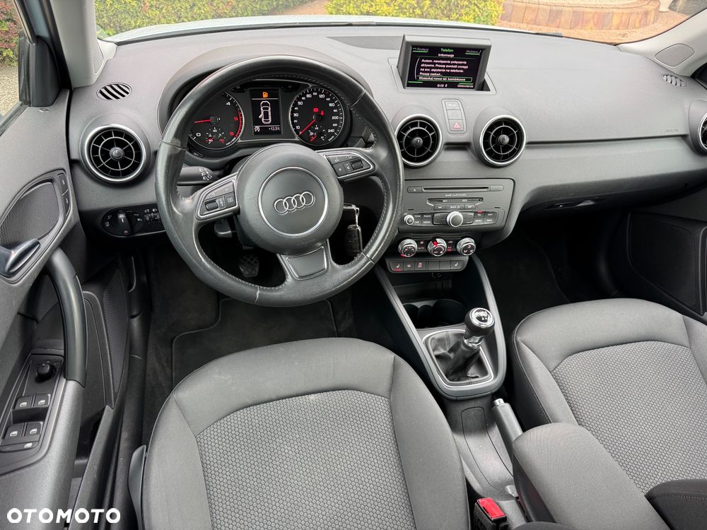 Audi A1 Sportback 1.6 TDI S line edition - 15