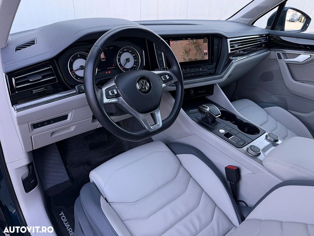 VOLKSWAGEN Touareg 2019 — imagine 6