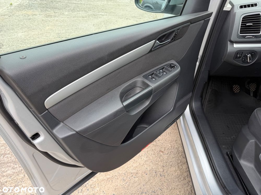 Volkswagen Sharan 2.0 TDI DPF Trendline - 11