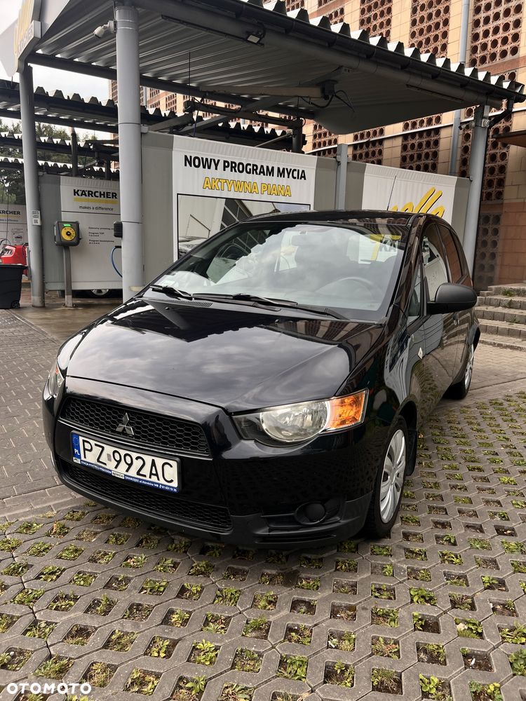 Mitsubishi Colt - 2
