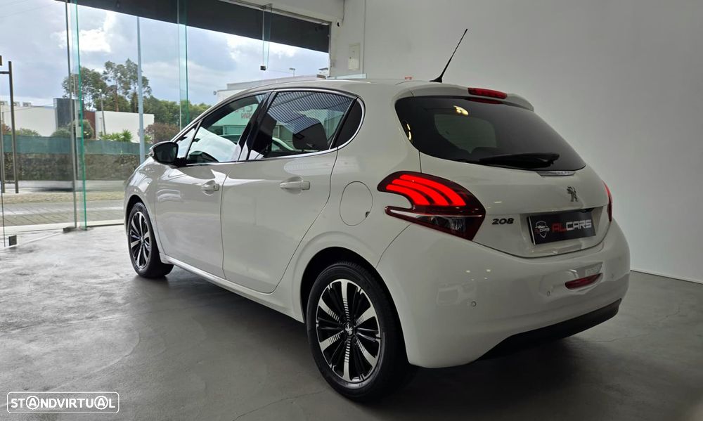 Peugeot 208 1.2 PureTech Allure - 4
