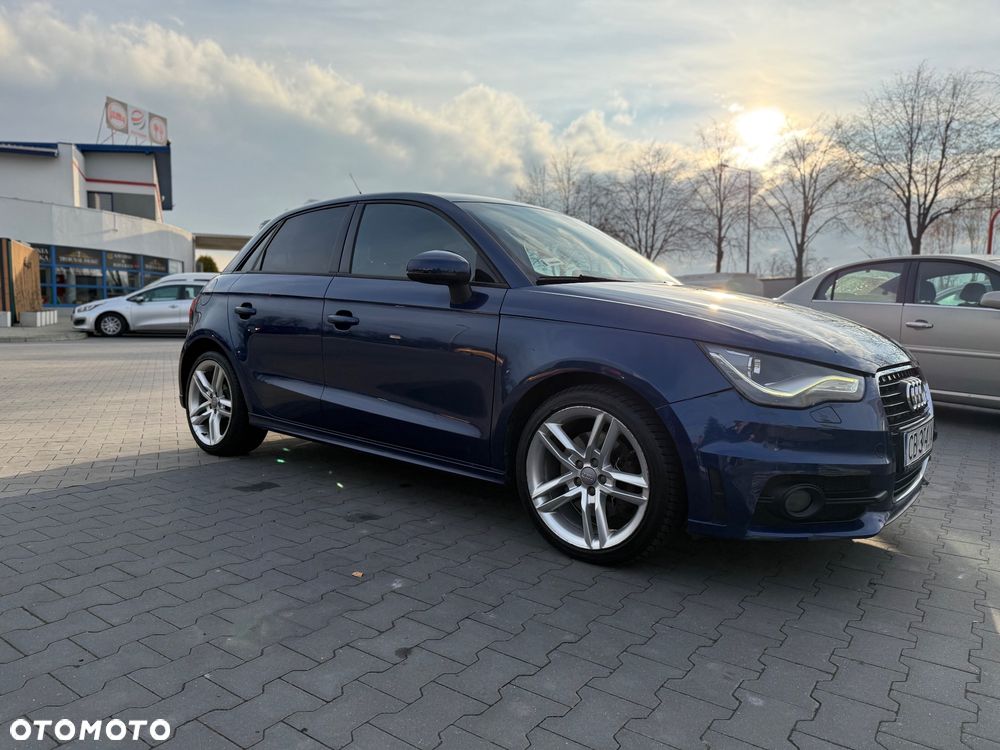 Audi A1 Sportback 1.4 TFSI S tronic S line edition m S line Sportpaket - 8