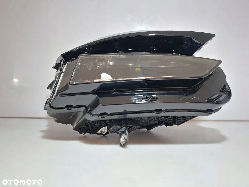 Skoda Elroq 2025 Prawa strona Reflektor FULL LED 5LB941010 SUPER STAN - 2