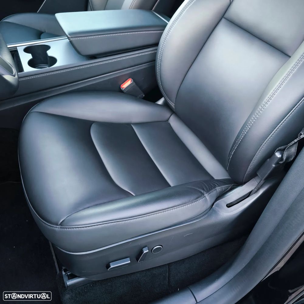 Tesla Model Y RWD - 22