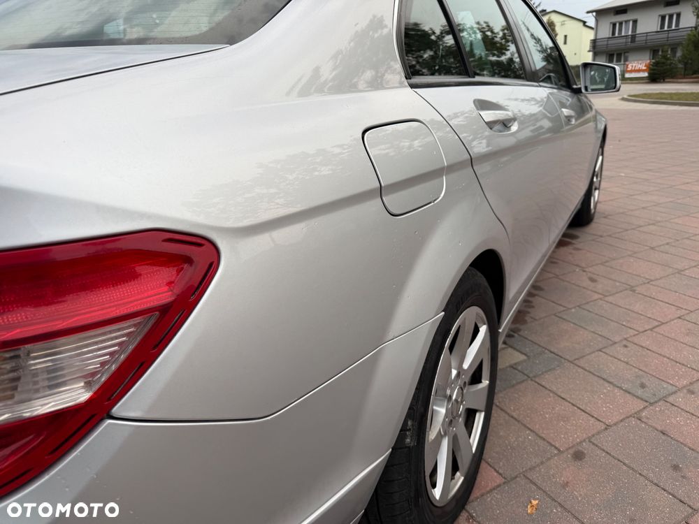 Mercedes-Benz Klasa C 220 CDI Elegance - 13