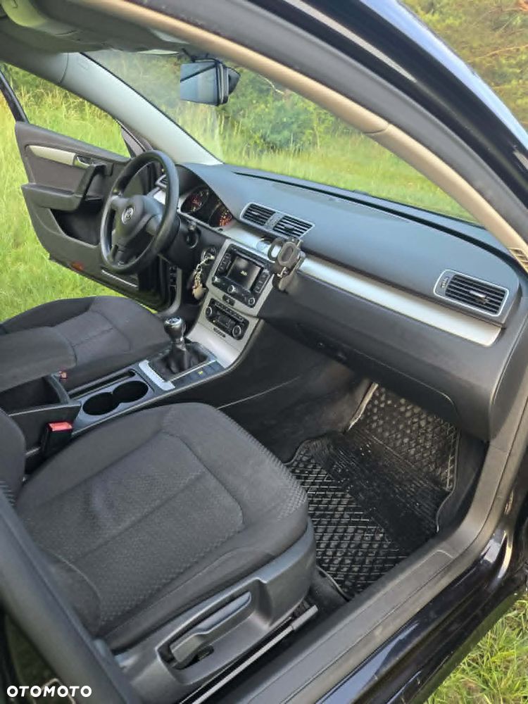 Volkswagen Passat 2.0 TDI BlueMotion Technology Trendline - 9