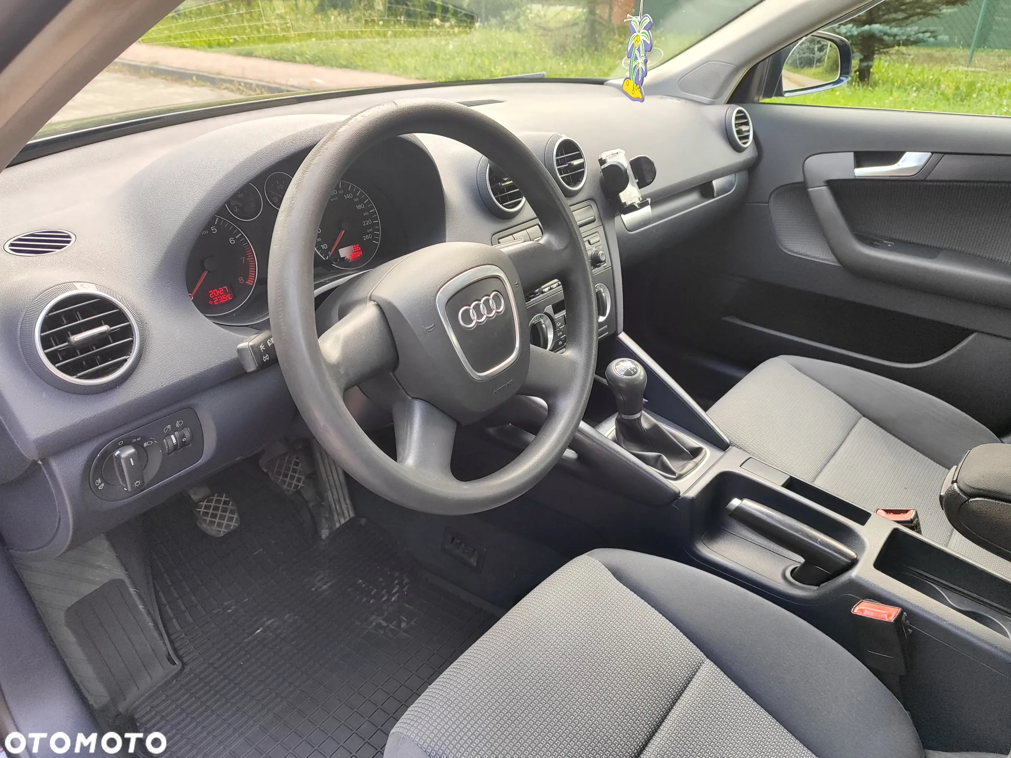 Audi A3 Sportback 1.6 Ambiente - 36
